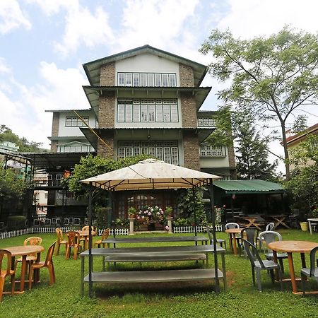 Oyo 2402 Hotel Highwinds Shillong Bagian luar foto