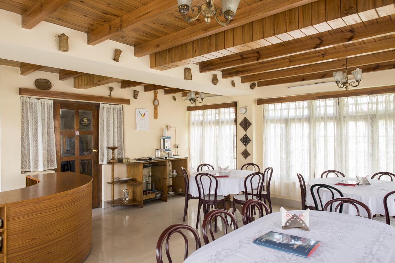 Oyo 2402 Hotel Highwinds Shillong Bagian luar foto
