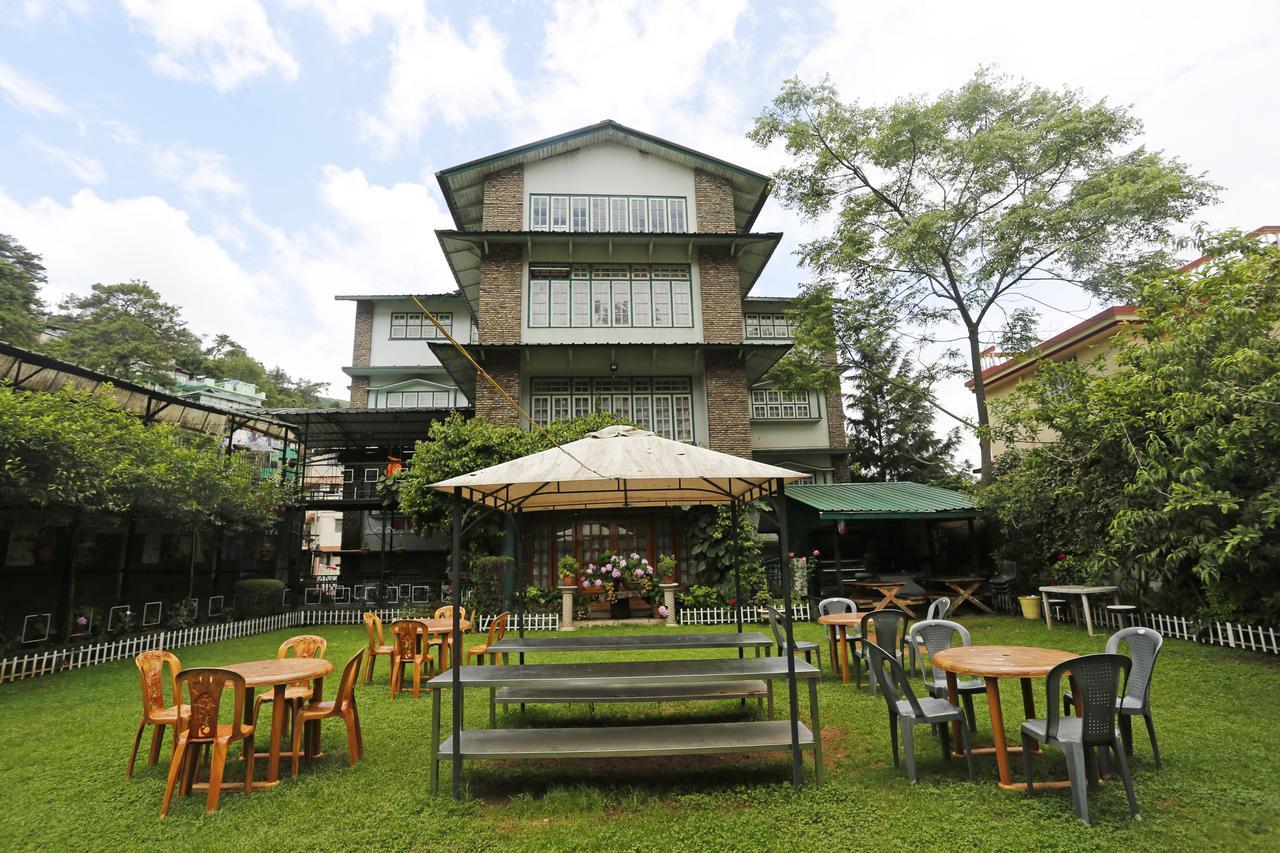 Oyo 2402 Hotel Highwinds Shillong Bagian luar foto