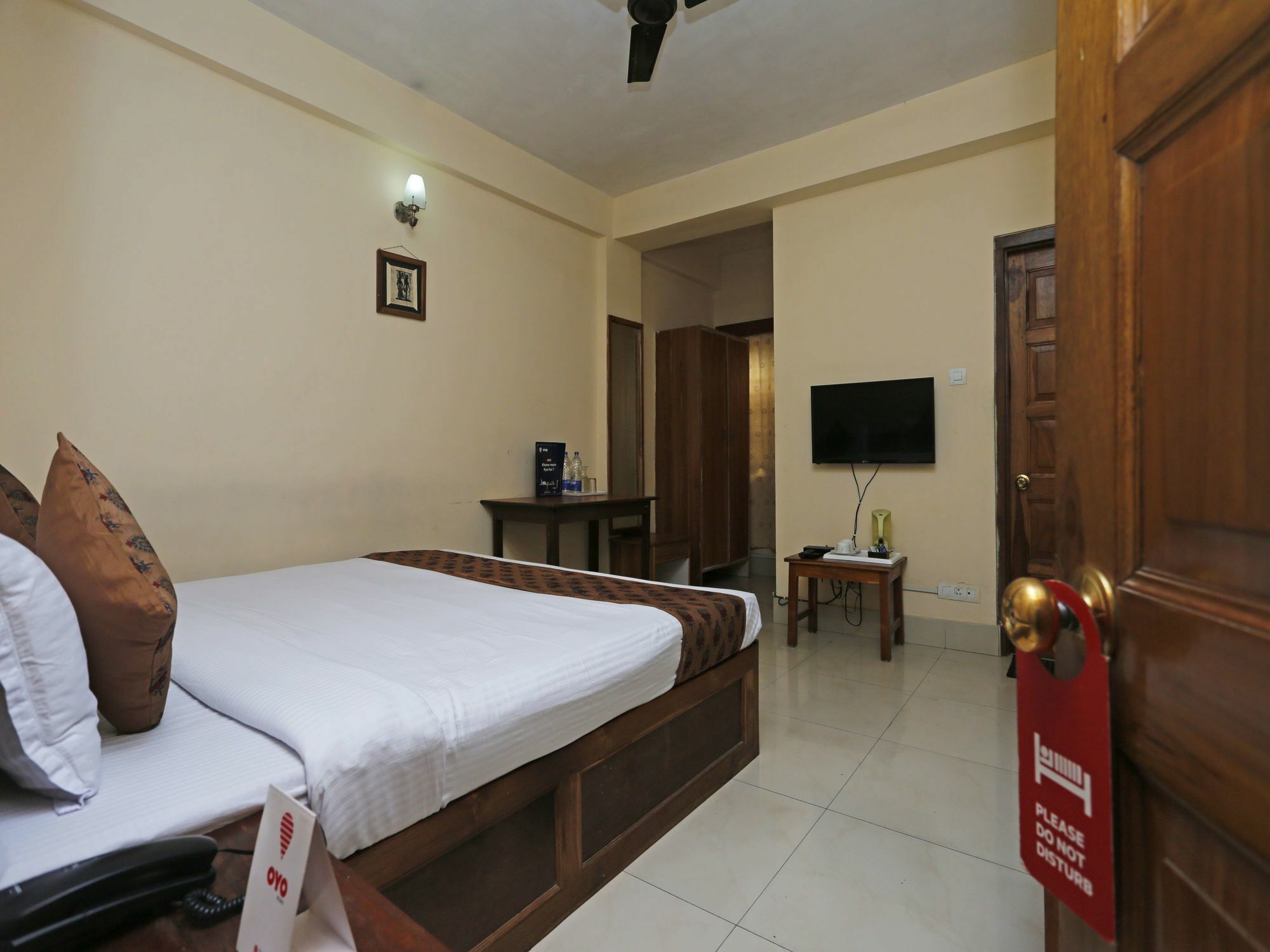 Oyo 2402 Hotel Highwinds Shillong Bagian luar foto